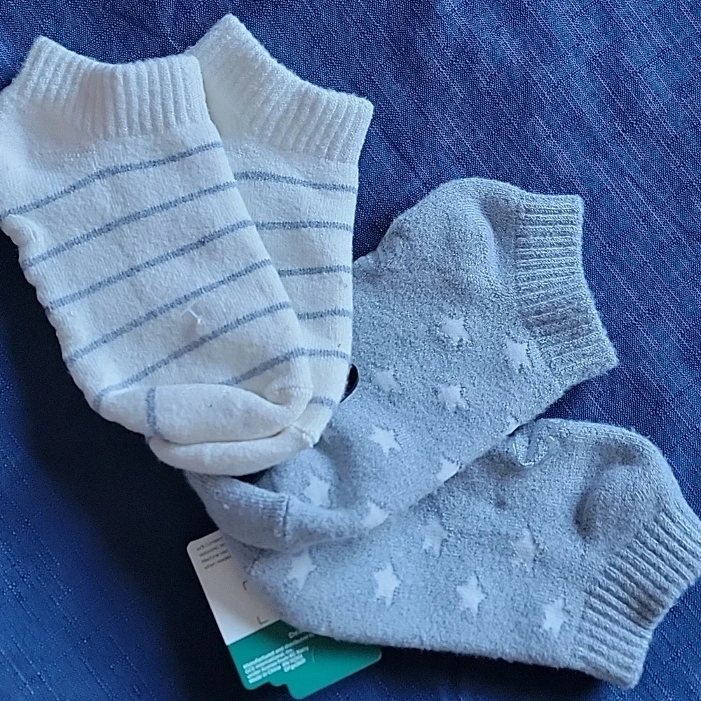 Dearfoams Women's Full Cushion Lounge Socks - Gray & White